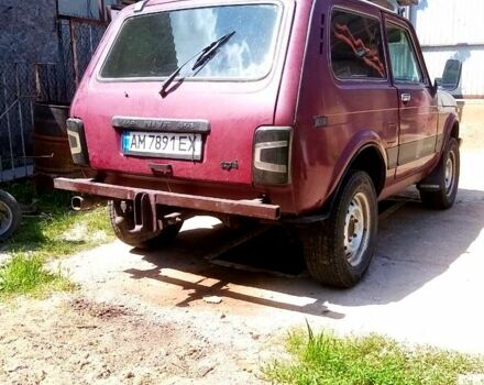 Красный ВАЗ Нива, объемом двигателя 1.7 л и пробегом 0 тыс. км за 2200 $, фото 4 на Automoto.ua