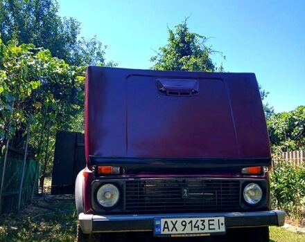 Красный ВАЗ Нива, объемом двигателя 1.7 л и пробегом 105 тыс. км за 2500 $, фото 1 на Automoto.ua