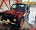 Красный ВАЗ Нива, объемом двигателя 17 л и пробегом 131 тыс. км за 2500 $, фото 1 на Automoto.ua