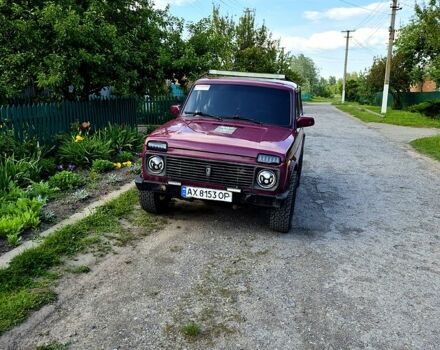 Красный ВАЗ Нива, объемом двигателя 1.7 л и пробегом 0 тыс. км за 2800 $, фото 6 на Automoto.ua