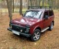 Красный ВАЗ Нива, объемом двигателя 1.7 л и пробегом 134 тыс. км за 3500 $, фото 2 на Automoto.ua