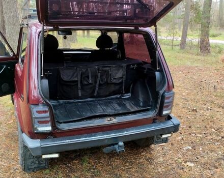 Красный ВАЗ Нива, объемом двигателя 1.7 л и пробегом 134 тыс. км за 3500 $, фото 8 на Automoto.ua