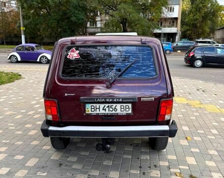 Красный ВАЗ Нива, объемом двигателя 1.7 л и пробегом 84 тыс. км за 2500 $, фото 5 на Automoto.ua