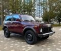 Красный ВАЗ Нива, объемом двигателя 1.7 л и пробегом 84 тыс. км за 2500 $, фото 1 на Automoto.ua