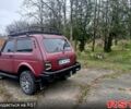 Красный ВАЗ Нива, объемом двигателя 1.7 л и пробегом 150 тыс. км за 4500 $, фото 4 на Automoto.ua