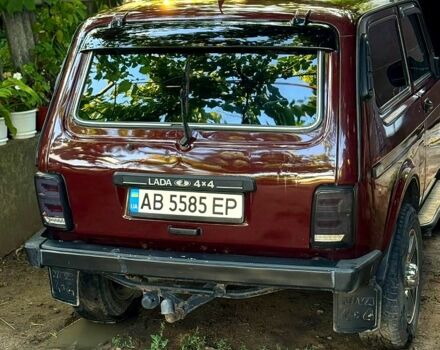 Червоний ВАЗ Нива, об'ємом двигуна 1.7 л та пробігом 150 тис. км за 4100 $, фото 1 на Automoto.ua
