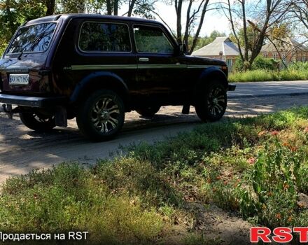 Красный ВАЗ Нива, объемом двигателя 1.7 л и пробегом 0 тыс. км за 4000 $, фото 1 на Automoto.ua
