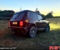 Червоний ВАЗ Нива, об'ємом двигуна 1.7 л та пробігом 150 тис. км за 4100 $, фото 4 на Automoto.ua