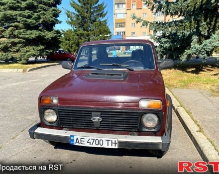 Червоний ВАЗ Нива, об'ємом двигуна 1.7 л та пробігом 0 тис. км за 1900 $, фото 6 на Automoto.ua