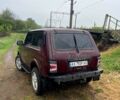 Красный ВАЗ Нива, объемом двигателя 1.7 л и пробегом 180 тыс. км за 4600 $, фото 1 на Automoto.ua
