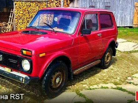 ВАЗ Нива 1948 у Турке на Automoto.ua Червоний ВАЗ Нива, об'ємом двигуна 16 л та пробігом 0 тис. км за 1500 $, фото 1 на Automoto.ua