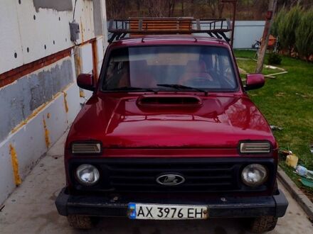 ВАЗ Нива 1978 в Люботине на Automoto.ua Красный ВАЗ Нива, объемом двигателя 16 л и пробегом 0 тыс. км за 1500 $, фото 1 на Automoto.ua