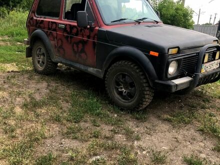 ВАЗ Нива 1981 у Славянске на Automoto.ua Червоний ВАЗ Нива, об'ємом двигуна 1.9 л та пробігом 50 тис. км за 2500 $, фото 1 на Automoto.ua