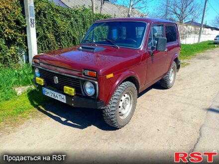 ВАЗ Нива 1982 в Подольск (Котовск) на Automoto.ua Красный ВАЗ Нива, объемом двигателя 1.6 л и пробегом 0 тыс. км за 2550 $, фото 1 на Automoto.ua