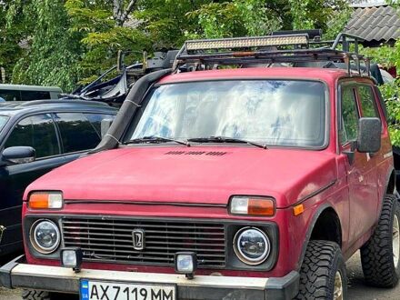 ВАЗ Нива 1983 в Богодухове на Automoto.ua Красный ВАЗ Нива, объемом двигателя 1.6 л и пробегом 0 тыс. км за 2000 $, фото 1 на Automoto.ua