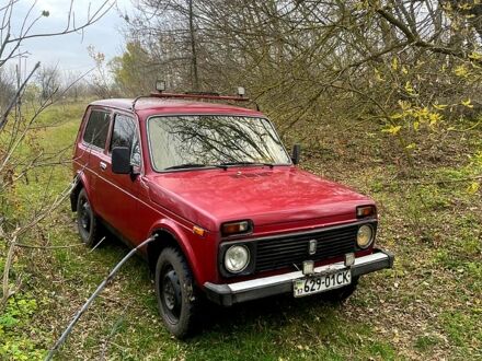 Красный ВАЗ Нива, объемом двигателя 1.6 л и пробегом 70 тыс. км за 1420 $, фото 1 на Automoto.ua