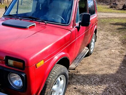 ВАЗ Нива 1990 у Знаменке на Automoto.ua Червоний ВАЗ Нива, об'ємом двигуна 1.6 л та пробігом 0 тис. км за 2600 $, фото 1 на Automoto.ua