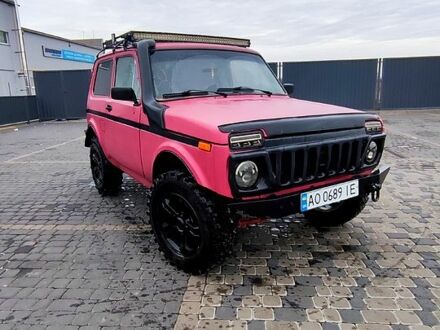 Червоний ВАЗ Нива, об'ємом двигуна 1.6 л та пробігом 103 тис. км за 2100 $, фото 1 на Automoto.ua