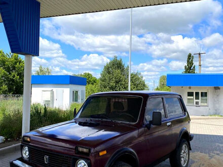 ВАЗ Нива 2000 в Семеновка на Automoto.ua Красный ВАЗ Нива, объемом двигателя 1.7 л и пробегом 0 тыс. км за 1650 $, фото 1 на Automoto.ua