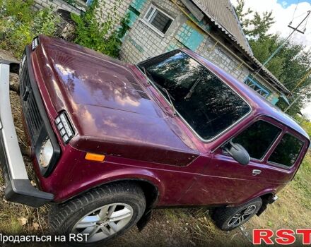 Красный ВАЗ Нива, объемом двигателя 1.7 л и пробегом 150 тыс. км за 1500 $, фото 1 на Automoto.ua