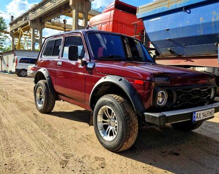 Красный ВАЗ Нива, объемом двигателя 1.7 л и пробегом 0 тыс. км за 5500 $, фото 1 на Automoto.ua