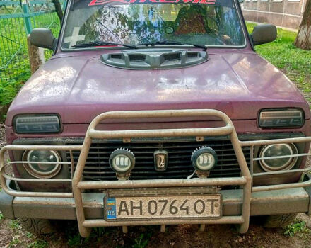 Красный ВАЗ Нива, объемом двигателя 1.7 л и пробегом 0 тыс. км за 1670 $, фото 1 на Automoto.ua