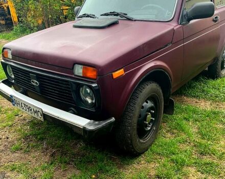 Червоний ВАЗ Нива, об'ємом двигуна 1.7 л та пробігом 211 тис. км за 4800 $, фото 1 на Automoto.ua
