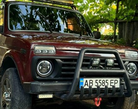 Червоний ВАЗ Нива, об'ємом двигуна 1.7 л та пробігом 150 тис. км за 4100 $, фото 1 на Automoto.ua