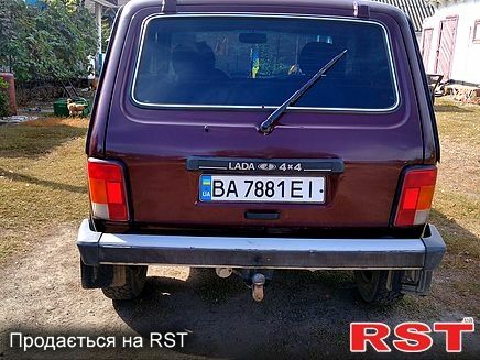 ВАЗ Нива 2012 в Кропивницком (Кировограде) на Automoto.ua Красный ВАЗ Нива, объемом двигателя 1.7 л и пробегом 225 тыс. км за 4800 $, фото 1 на Automoto.ua