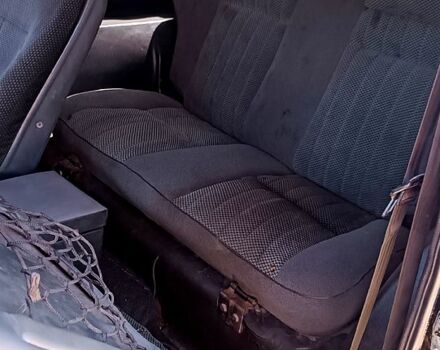 ВАЗ Нива, объемом двигателя 1.6 л и пробегом 330 тыс. км за 2000 $, фото 8 на Automoto.ua