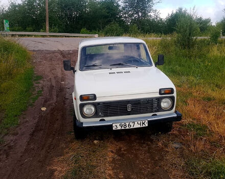 ВАЗ Нива, объемом двигателя 1.5 л и пробегом 300 тыс. км за 1350 $, фото 3 на Automoto.ua