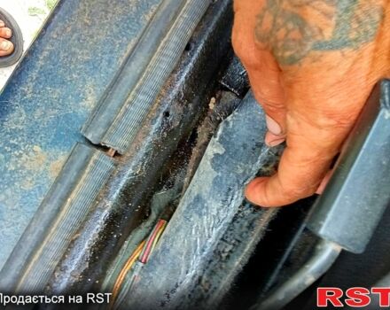 ВАЗ Нива, об'ємом двигуна 1.6 л та пробігом 300 тис. км за 2500 $, фото 8 на Automoto.ua