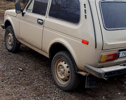 ВАЗ Нива, объемом двигателя 16 л и пробегом 0 тыс. км за 1900 $, фото 4 на Automoto.ua