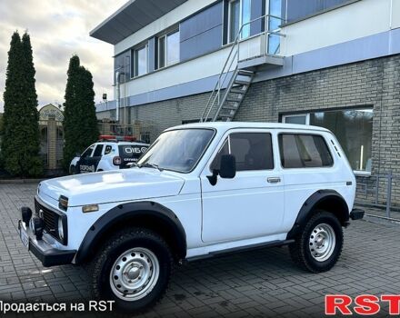 ВАЗ Нива, объемом двигателя 1.6 л и пробегом 100 тыс. км за 2399 $, фото 1 на Automoto.ua