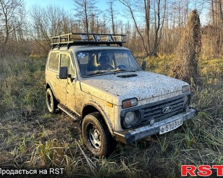 ВАЗ Нива, объемом двигателя 1.6 л и пробегом 200 тыс. км за 3500 $, фото 10 на Automoto.ua