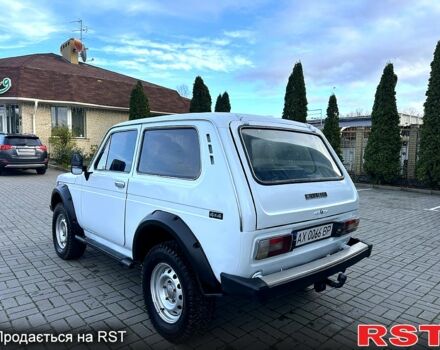 ВАЗ Нива, объемом двигателя 1.6 л и пробегом 100 тыс. км за 2399 $, фото 3 на Automoto.ua