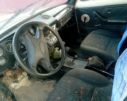 ВАЗ Нива, об'ємом двигуна 16 л та пробігом 100 тис. км за 880 $, фото 6 на Automoto.ua