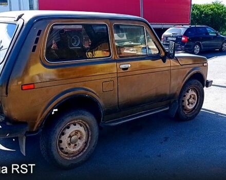 ВАЗ Нива, об'ємом двигуна 1.6 л та пробігом 215 тис. км за 2000 $, фото 3 на Automoto.ua