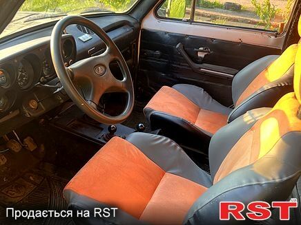 ВАЗ Нива, об'ємом двигуна 1.6 л та пробігом 300 тис. км за 630 $, фото 4 на Automoto.ua