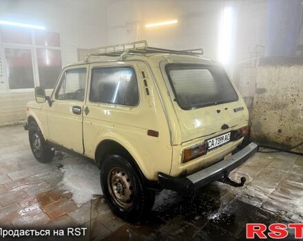 ВАЗ Нива, объемом двигателя 1.7 л и пробегом 200 тыс. км за 900 $, фото 1 на Automoto.ua