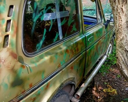 ВАЗ Нива, объемом двигателя 1.5 л и пробегом 0 тыс. км за 700 $, фото 2 на Automoto.ua