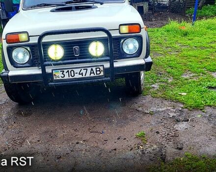 ВАЗ Нива, объемом двигателя 1.5 л и пробегом 100 тыс. км за 2500 $, фото 1 на Automoto.ua