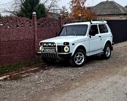 ВАЗ Нива, объемом двигателя 1.7 л и пробегом 5 тыс. км за 2450 $, фото 9 на Automoto.ua