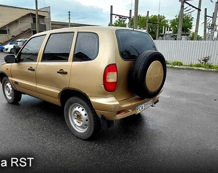 ВАЗ Нива, объемом двигателя 1.7 л и пробегом 269 тыс. км за 2300 $, фото 5 на Automoto.ua