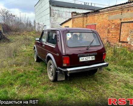 ВАЗ Нива, объемом двигателя 1.7 л и пробегом 176 тыс. км за 1999 $, фото 5 на Automoto.ua