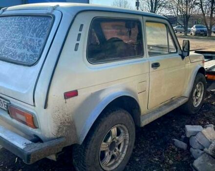 ВАЗ Нива, объемом двигателя 17 л и пробегом 160 тыс. км за 1999 $, фото 4 на Automoto.ua