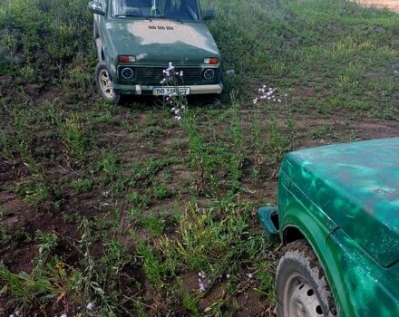 ВАЗ Нива, объемом двигателя 1.7 л и пробегом 146 тыс. км за 2900 $, фото 7 на Automoto.ua