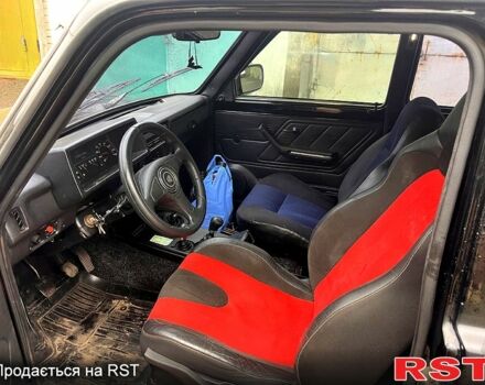 ВАЗ Нива, объемом двигателя 1.7 л и пробегом 85 тыс. км за 1700 $, фото 4 на Automoto.ua