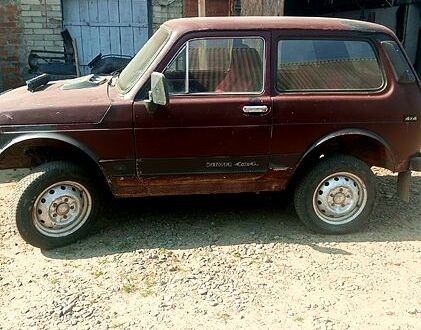 ВАЗ Нива, объемом двигателя 1.7 л и пробегом 0 тыс. км за 1000 $, фото 1 на Automoto.ua
