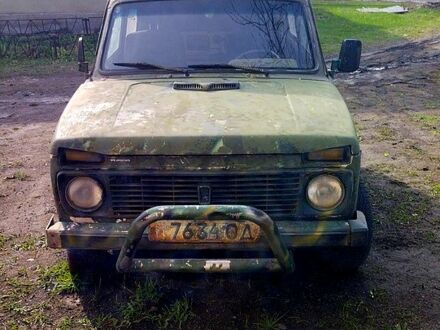 ВАЗ Нива 1982 в Першотравенске на Automoto.ua ВАЗ Нива, объемом двигателя 15 л и пробегом 100 тыс. км за 610 $, фото 1 на Automoto.ua